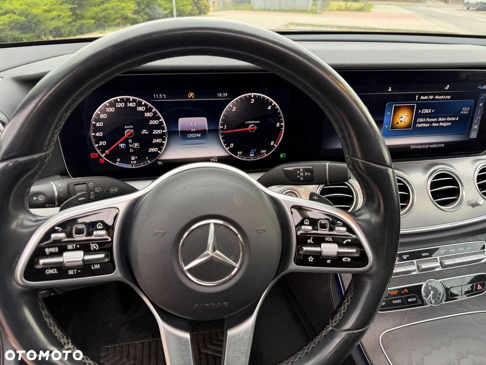 Mercedes-Benz Klasa E 220 d 4Matic 9G-TRONIC Avantgarde - 15