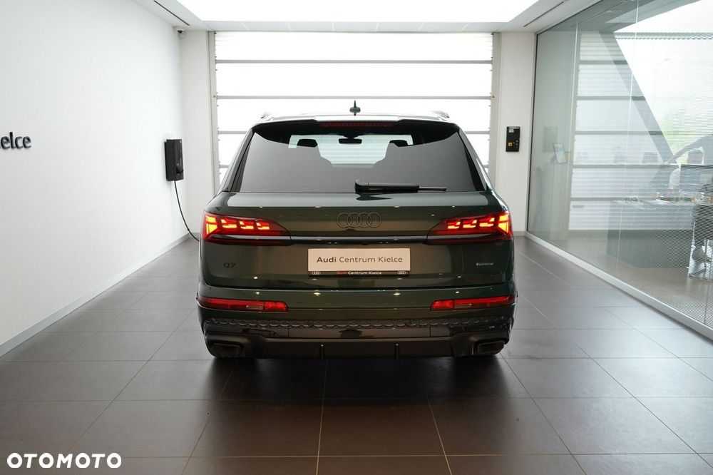 Audi Q7 2025 photo 3