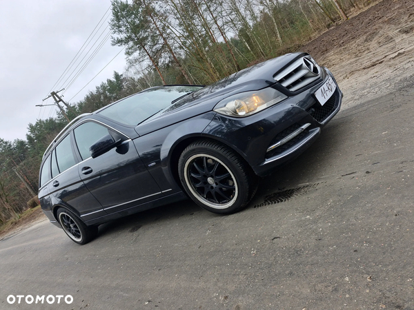 Mercedes-Benz Klasa C 200 CDI BlueEff Avantgarde