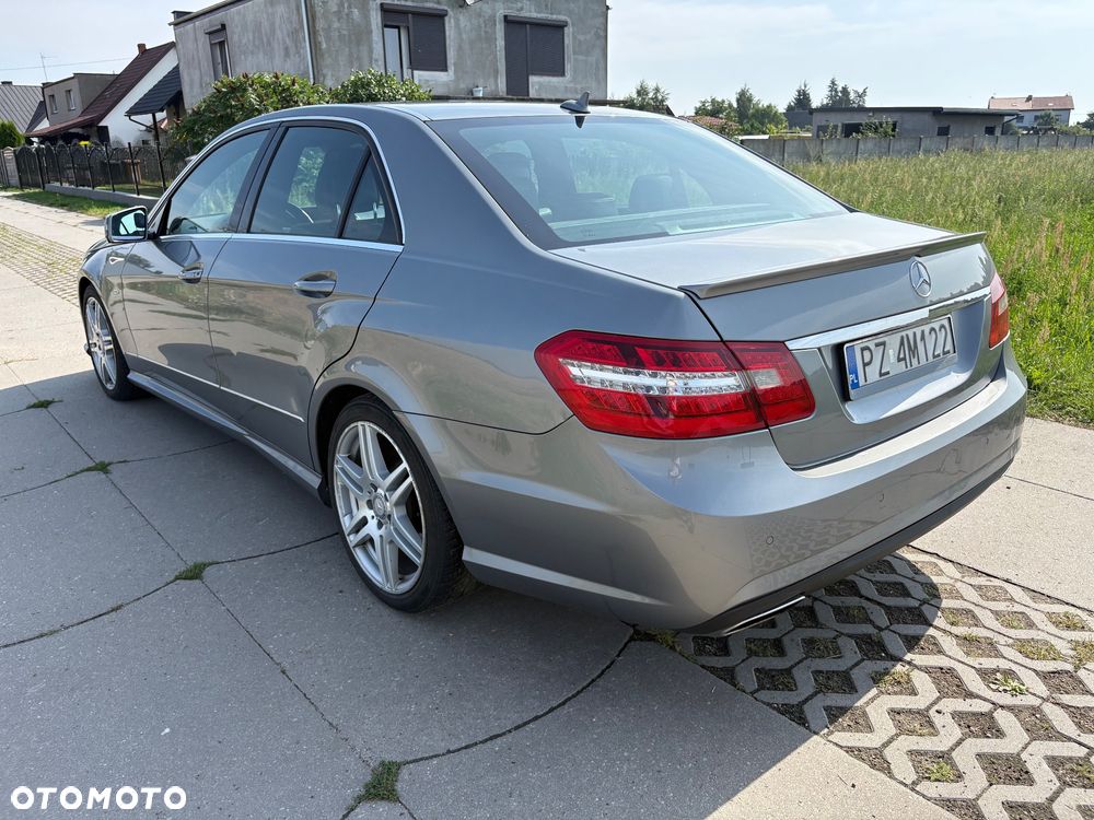 Mercedes-Benz Klasa E 350 CDI DPF BlueEFFICIENCY 7G-TRONIC Avantgarde - 9