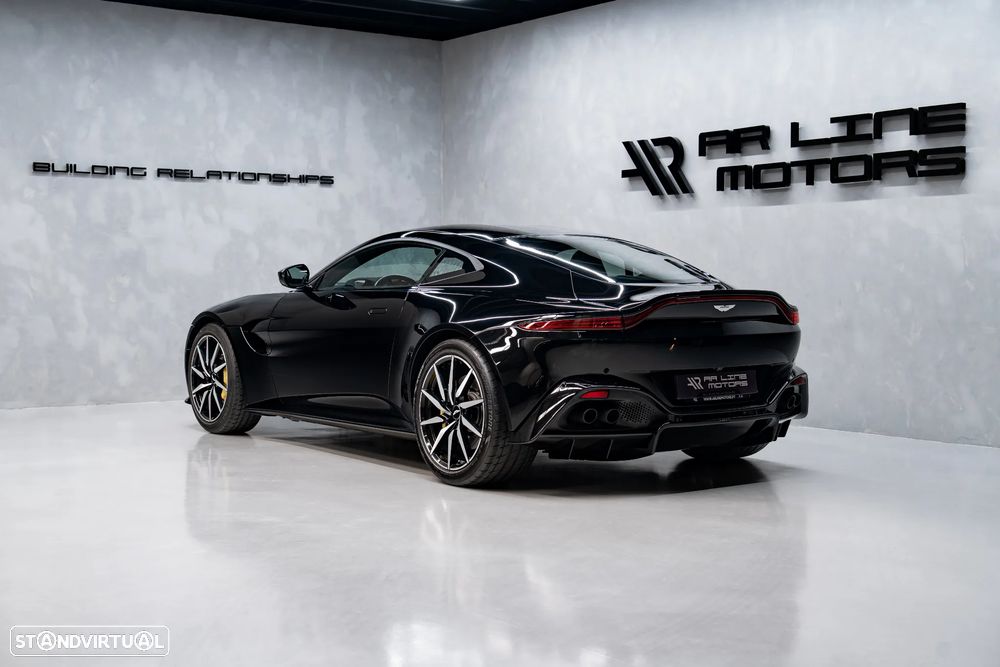 Aston Martin Vantage Coupe V8 - 11