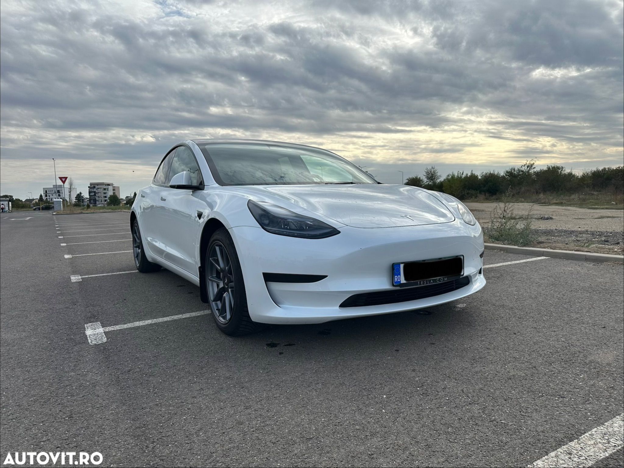 Tesla Model 3 Standard - 1