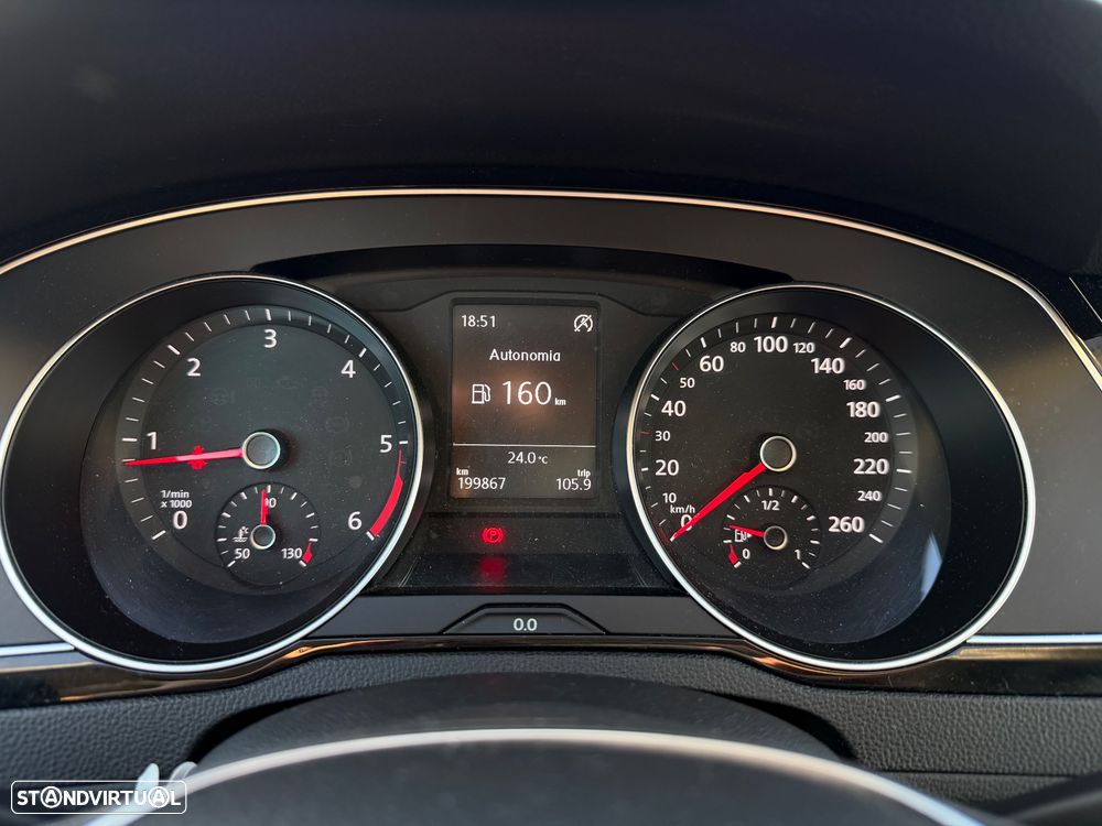 VW Passat Variant 1.6 TDI Confortline - 15