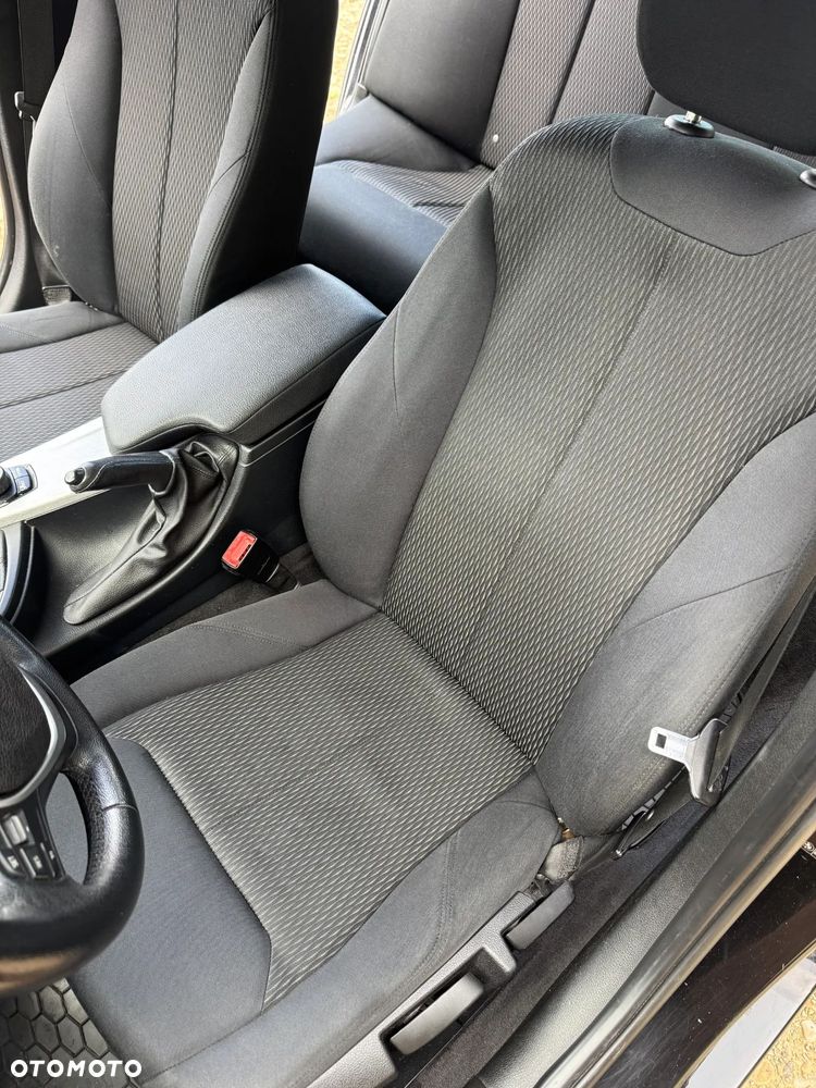 BMW Seria 3 316i - 10