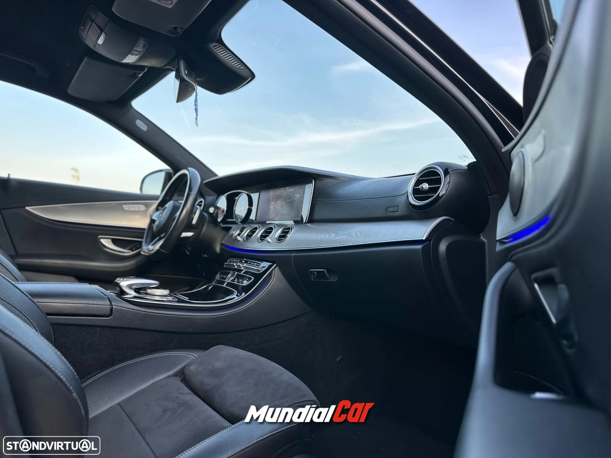 Mercedes-Benz E 220 d 4Matic T 9G-TRONIC AMG Line - 9