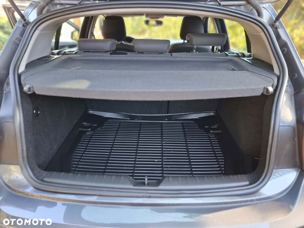 BMW Seria 1 118i Sport Line - 12