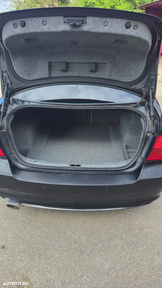 BMW Seria 3 320d - 7