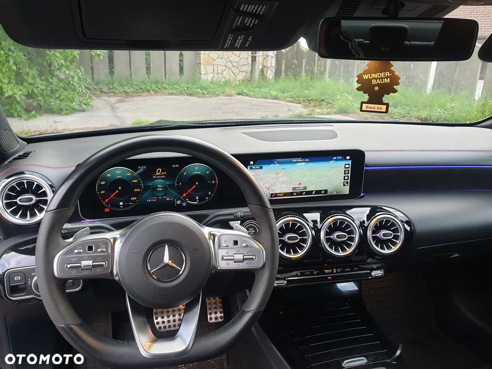 Mercedes-Benz CLA 220 d AMG Line 8G-DCT - 28