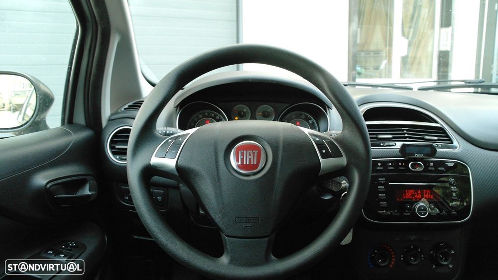 Fiat Punto 1.3 M-Jet Lounge S&S - 27