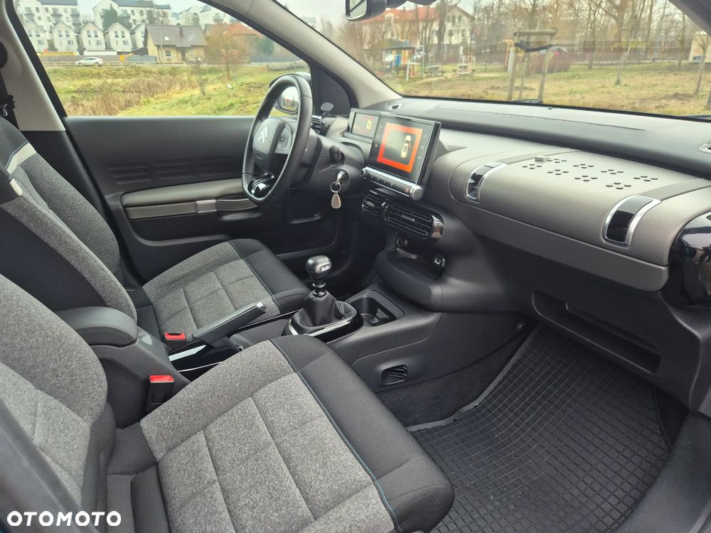 Citroën C4 Cactus 1.2 PureTech Shine S&S - 17
