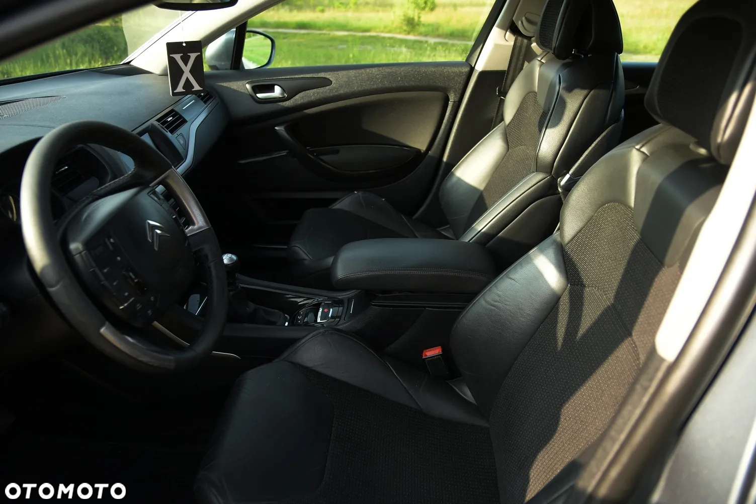 Citroën C5 2.0 HDi Attraction - 21