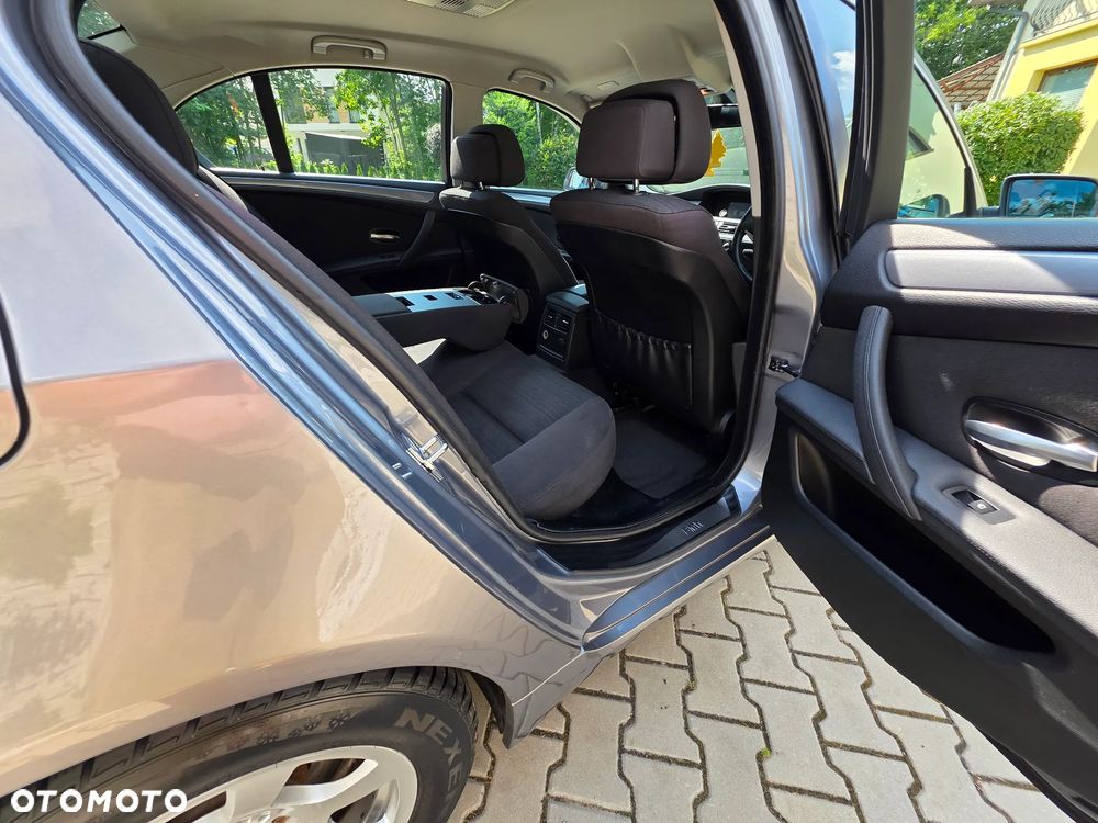 BMW Seria 5 520d - 6