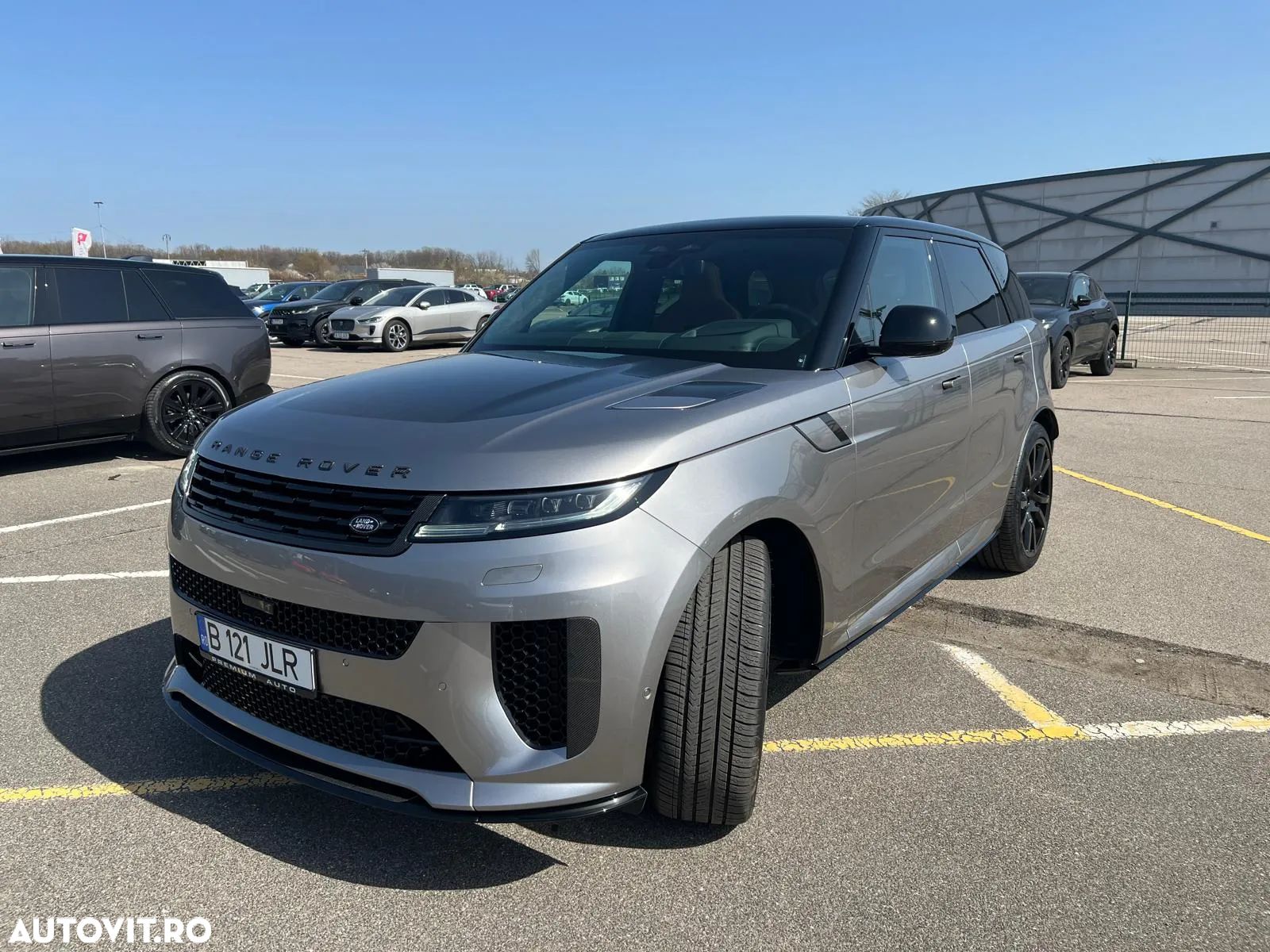 Land Rover Range Rover Sport - 1