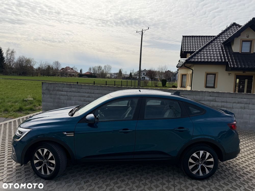 Renault Arkana 1.6 E-TECH Zen MMT - 8