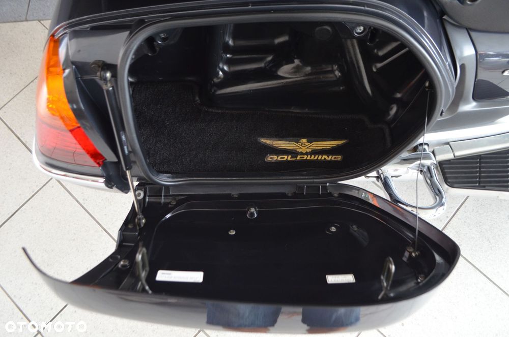 Honda GL - 13