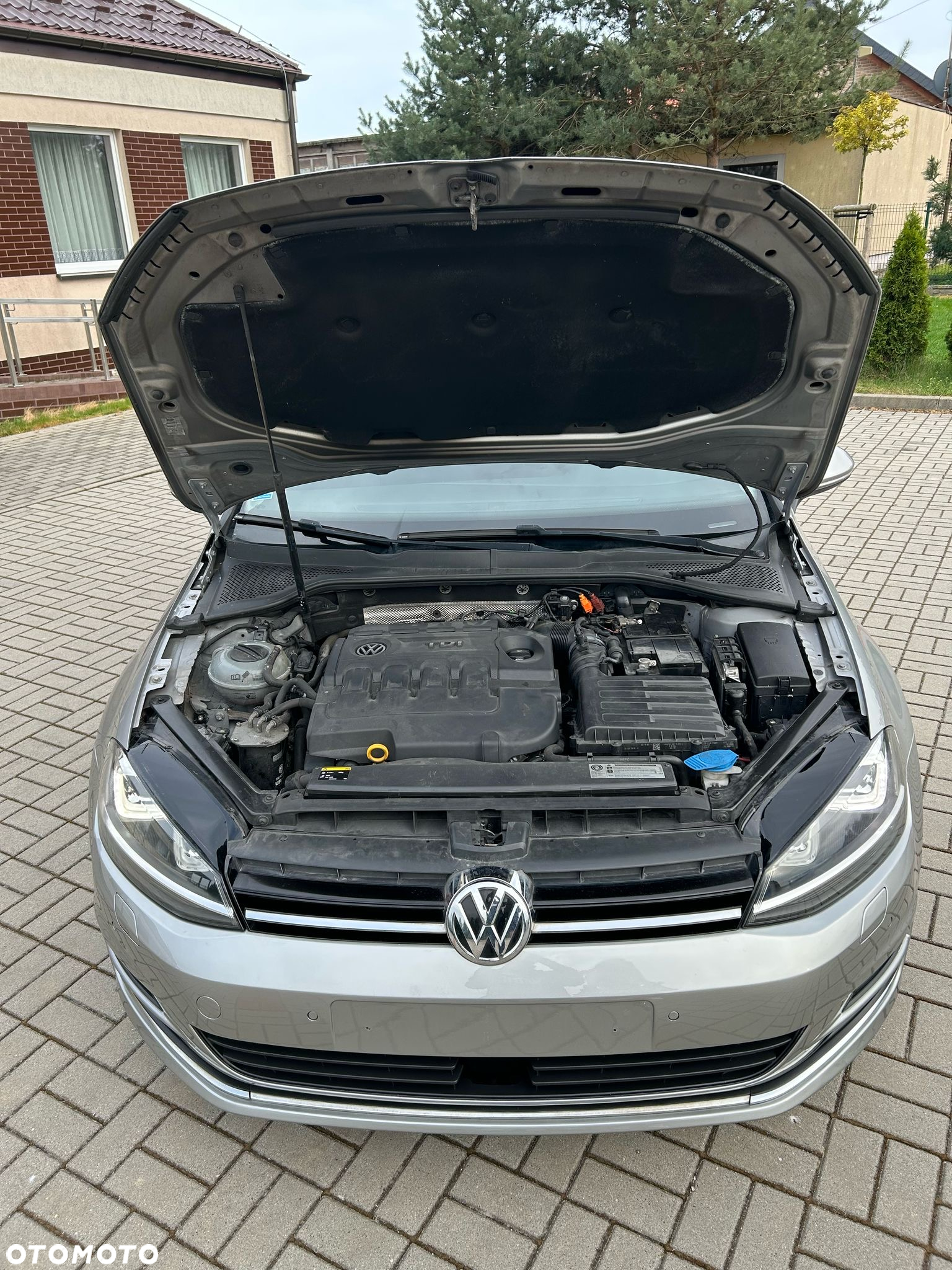 Volkswagen Golf 2.0 TDI (BlueMotion Technology) Highline - 17