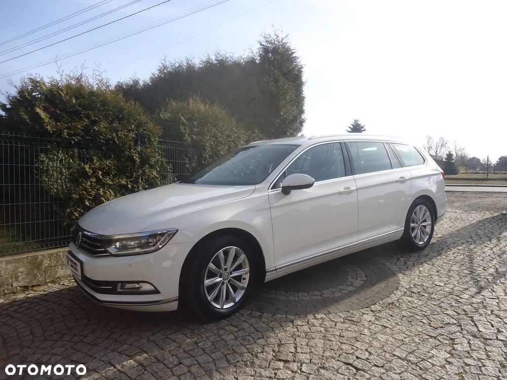 Volkswagen Passat 1.5 TSI EVO Highline DSG - 1