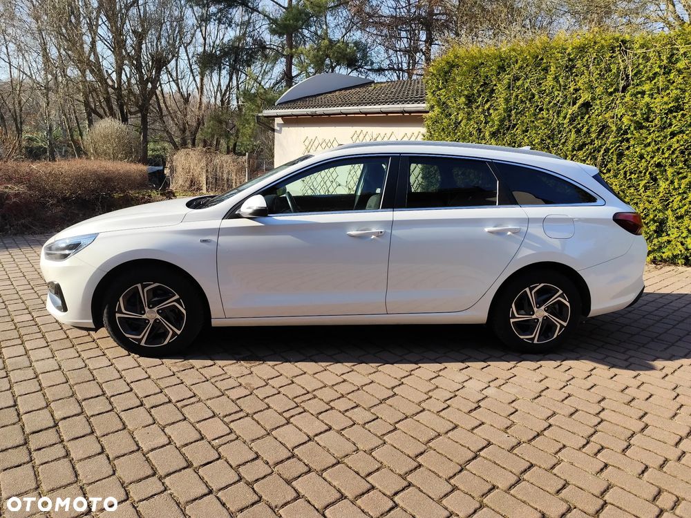 Hyundai i30 1.5 T-GDI 48V-Hybrid Advantage - 4