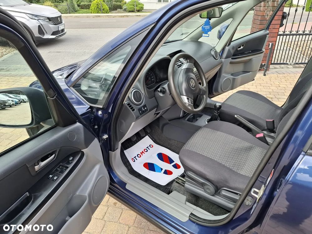 Suzuki SX4 1.6 GLX / Comfort - 10