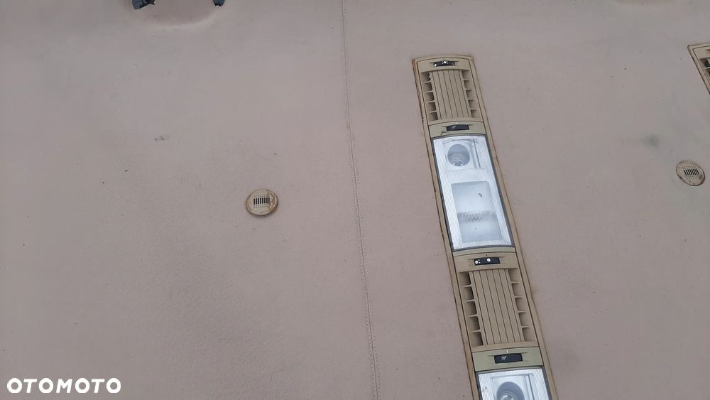 VOLKSWAGEN T5 MULTIVAN BEŻOWA PODSUFITKA PRZESZYWANA KOMPLETNA - 6