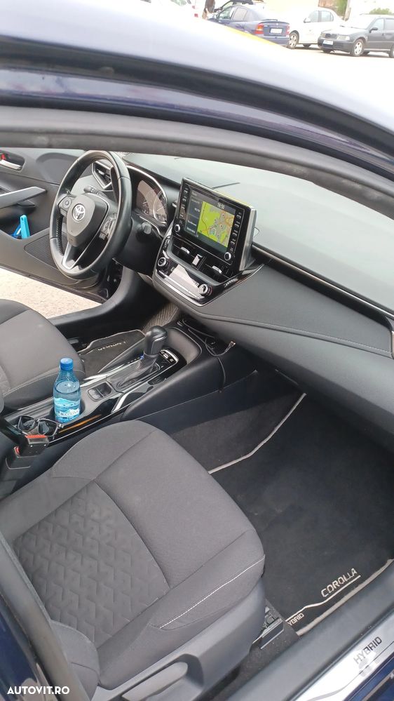 Toyota Corolla 1.8 HSD Dynamic - 11