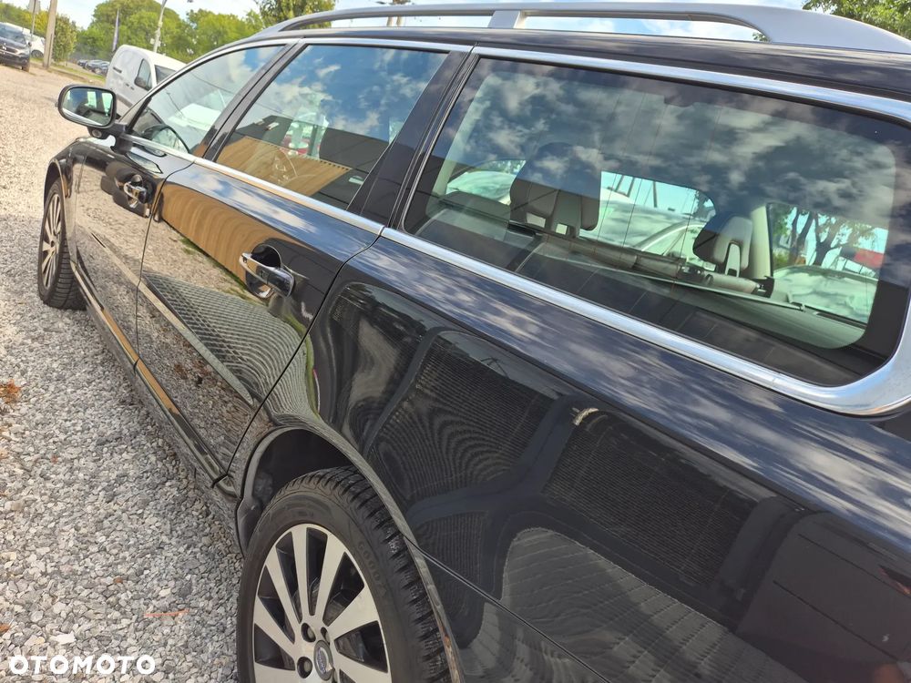Volvo V70 T4 Dynamic Summum - 22