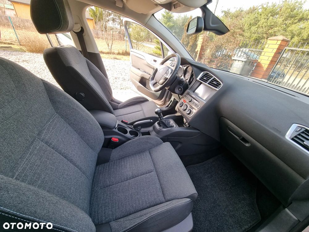 Citroën C4 1.2 e-THP Exclusive - 19