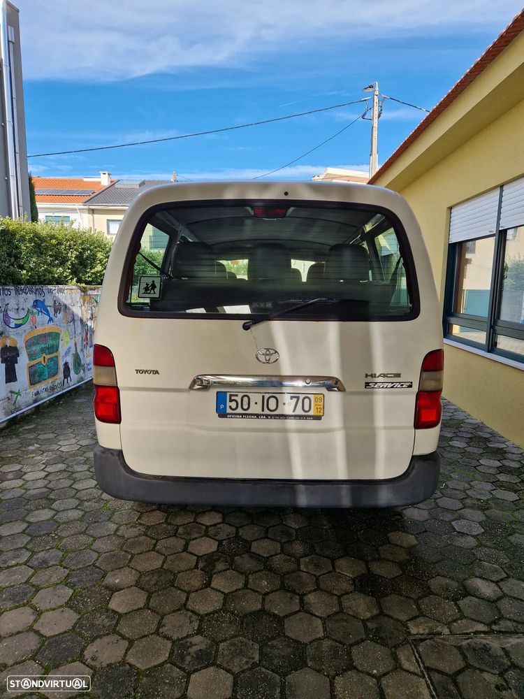 Toyota HiAce - 6