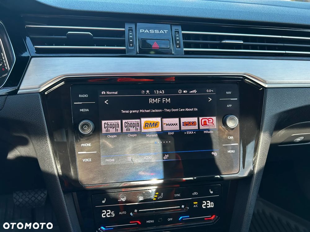 Volkswagen Passat 2.0 TSI Elegance DSG - 15