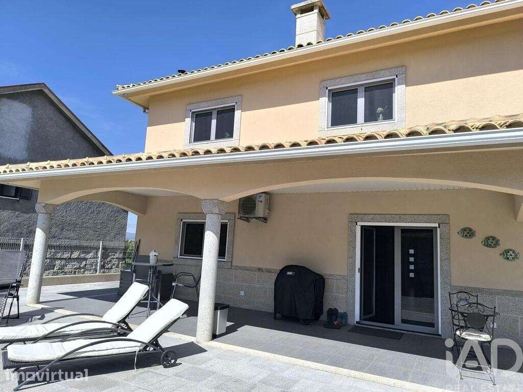 Casa / Villa T6 em Santa Maria Maior de 514,00 m2 - Grande imagem: 2/29
