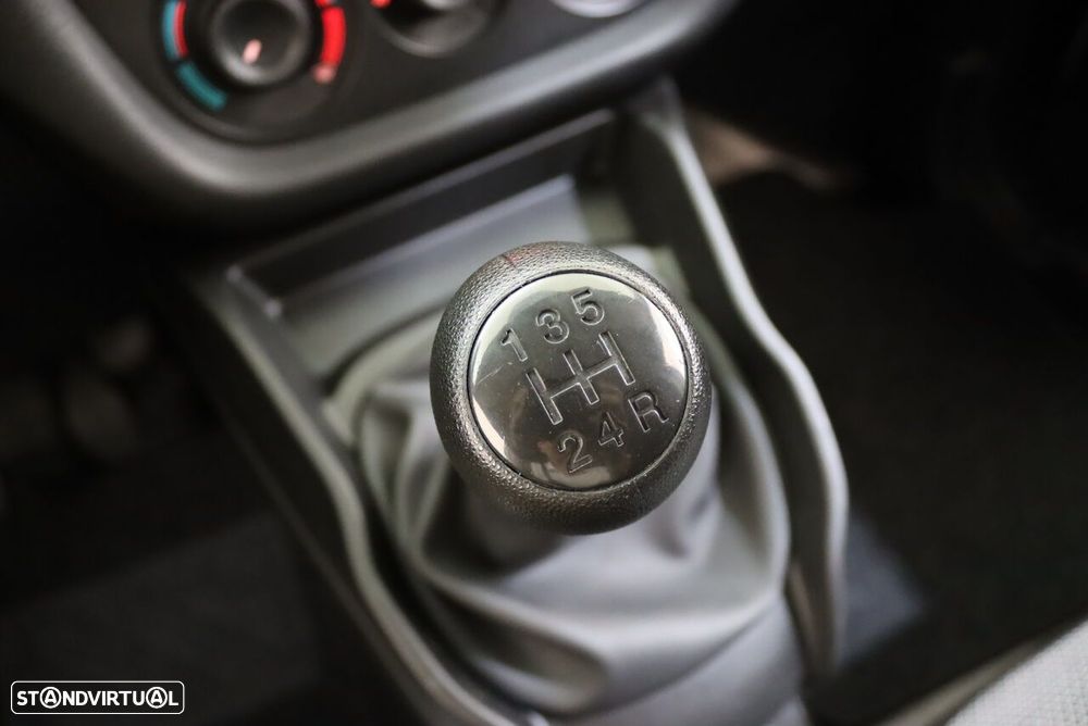 Fiat Doblo Cargo 1.3 Multijet 3L - 16