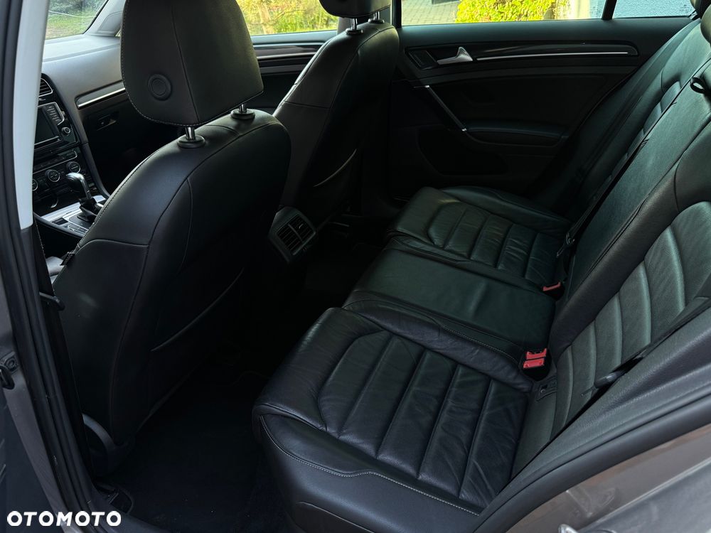 Volkswagen Golf 2.0 TDI (BlueMotion Technology) DSG Highline - 35