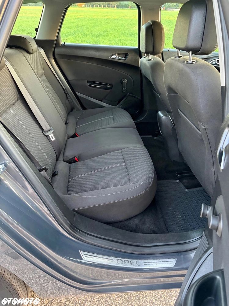 Opel Astra - 19
