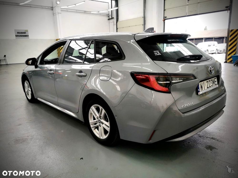Toyota Corolla - 3