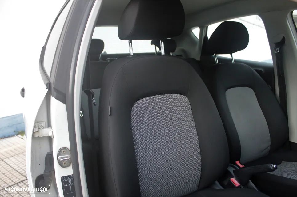 SEAT Ibiza 1.4 TDI Style — fotografia 4