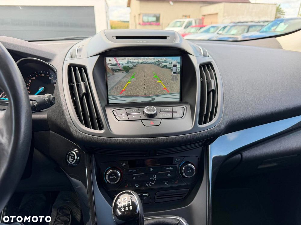 Ford Kuga 2.0 TDCi 4x2 Titanium - 11
