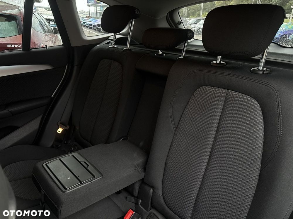 BMW X1 sDrive18i - 22