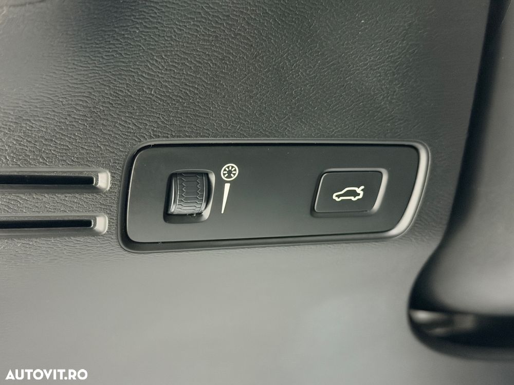 Volvo XC 40 D3 Momentum Pro - 12