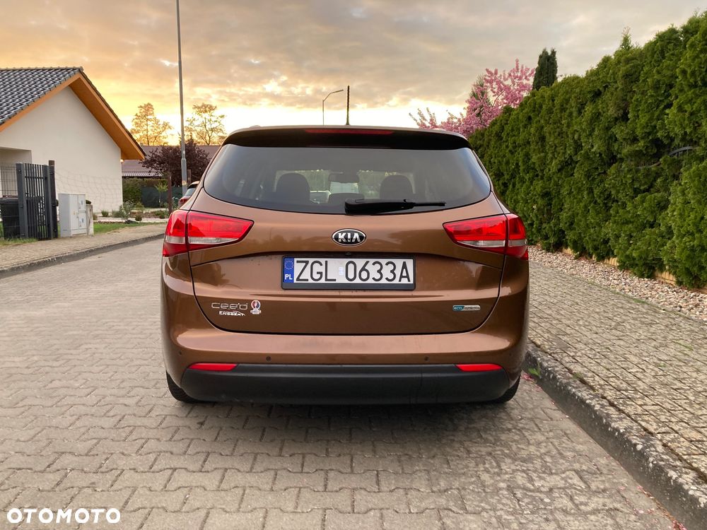 Kia Ceed 1.6 GDI L Business Line - 6