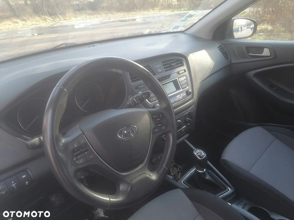 Hyundai i20 1.1 CRDi - 5