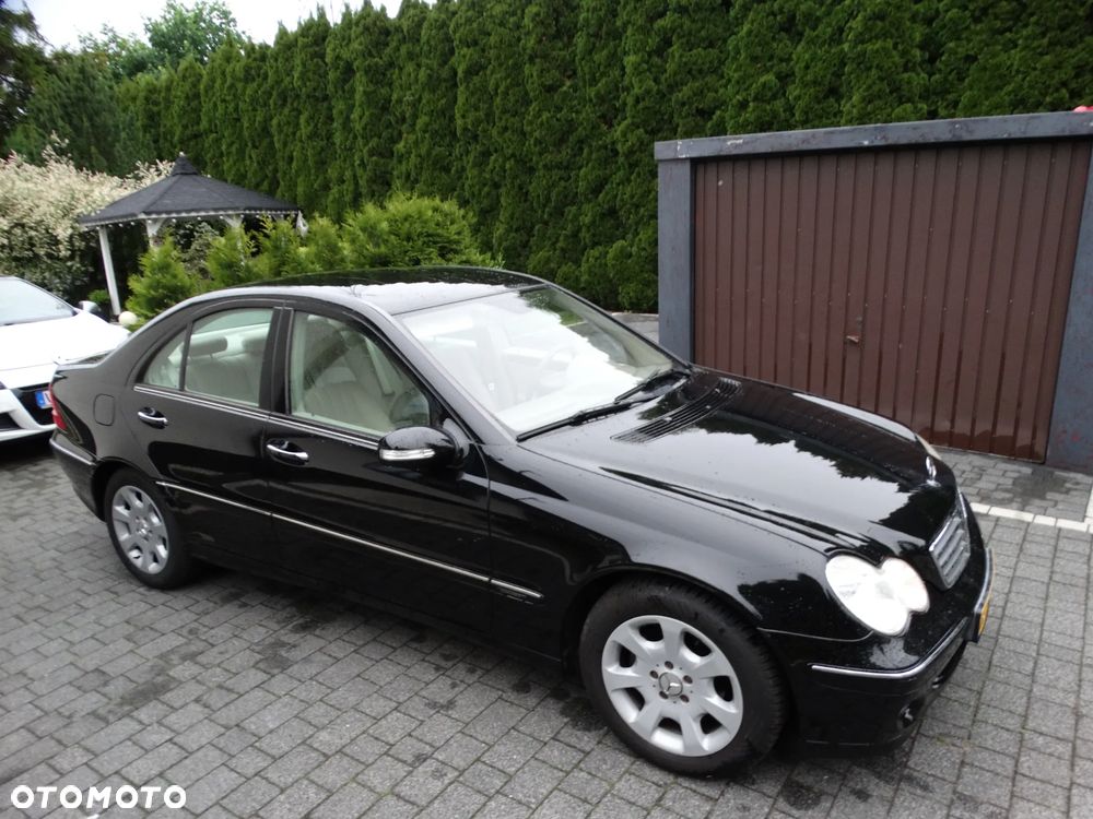 Mercedes-Benz Klasa C 200 Kompressor Avantgarde - 9