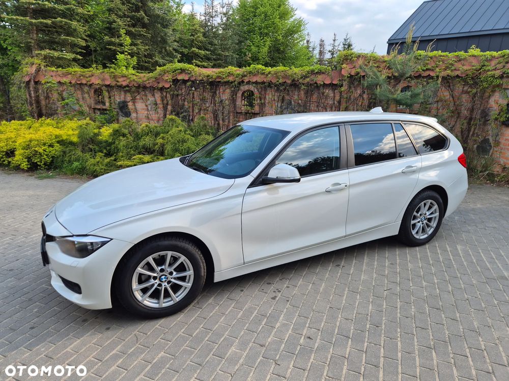 BMW Seria 3 318d Modern Line - 9
