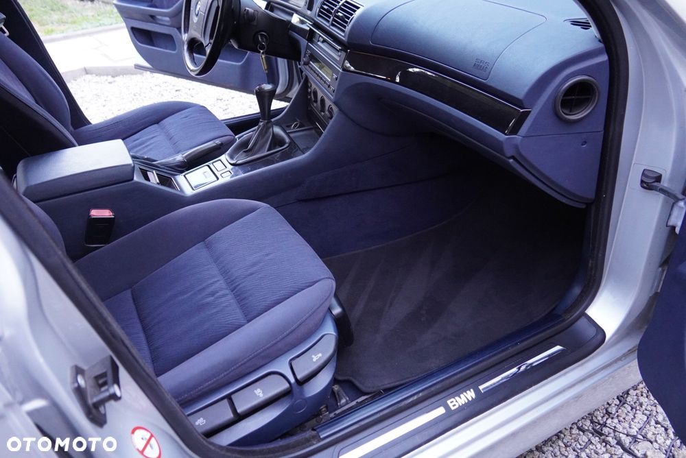 BMW Seria 5 - 14