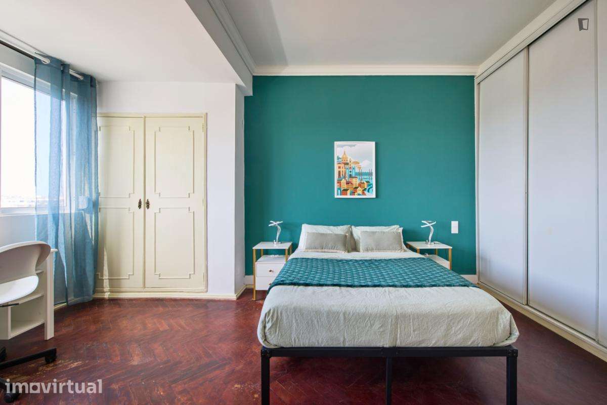 Quarto - localizado em Roma-Areeiro Lisbon - Grande imagem: 3/60