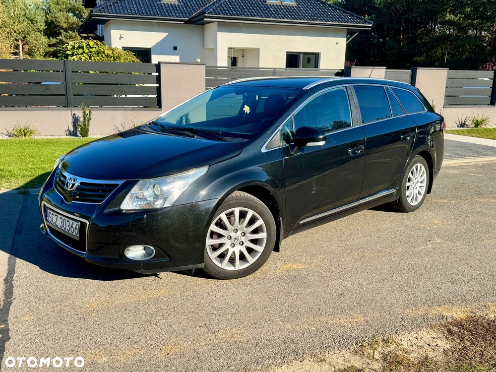 Toyota Avensis 2010 photo 5