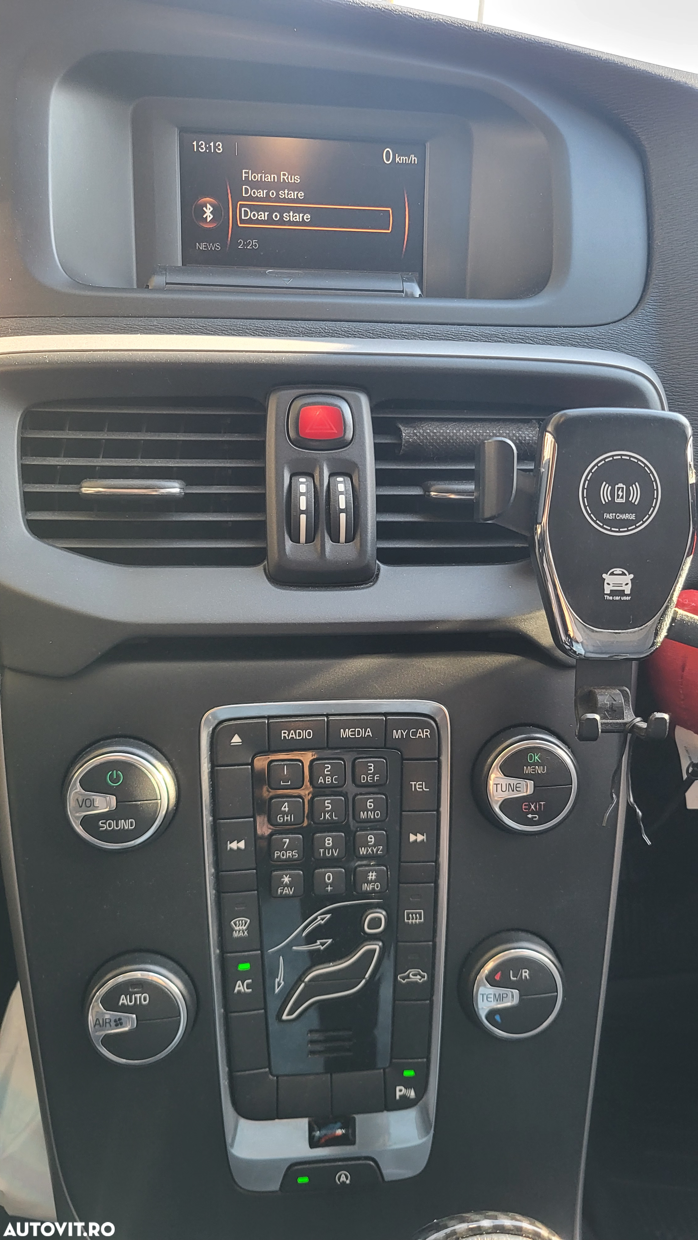 Volvo V40 D2 94g Kinetic - 4
