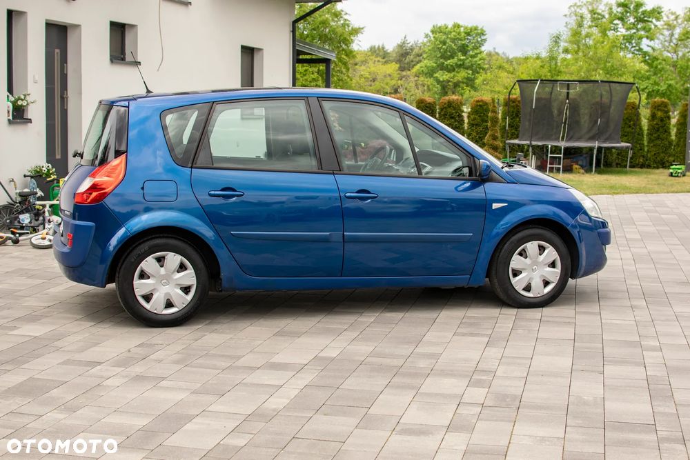 Renault Scenic - 9