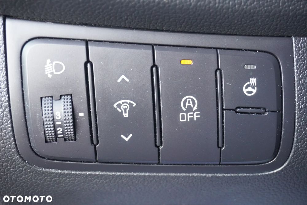 Kia Ceed 1.6 GDI ISG Dream-Team Edition - 27