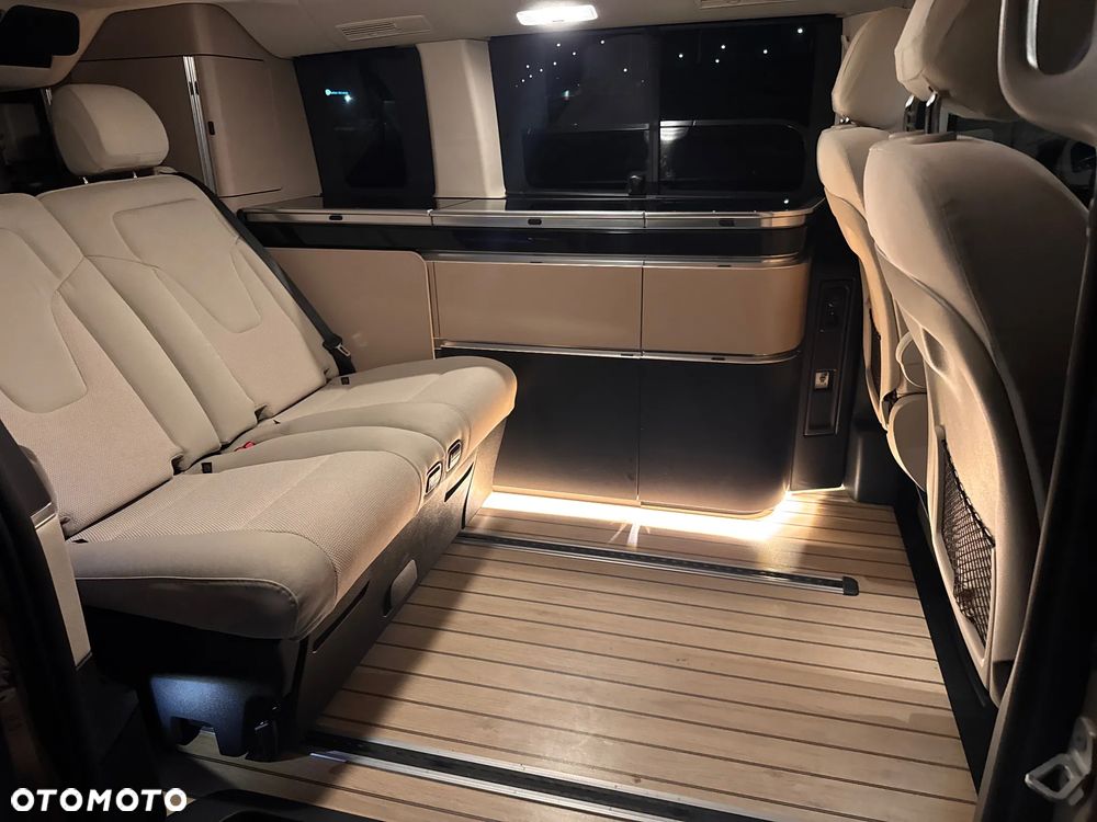 Mercedes-Benz Klasa V 300 d 4-Matic 9G-Tronic Exclusive (d³ugi) - 32