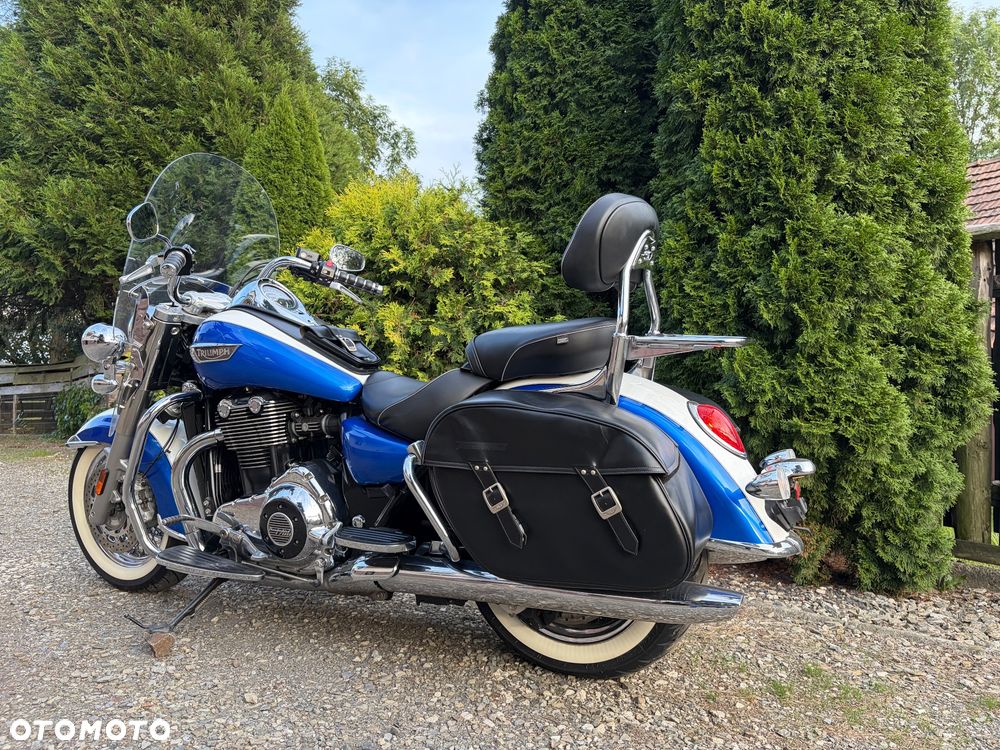 Triumph Thunderbird - 16